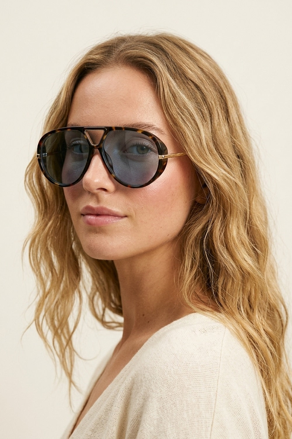 Montatura Tartaruga Lenti Blu Occhiali da Sole Oversize