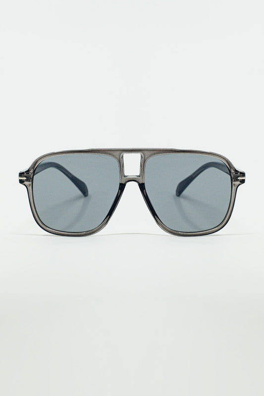 Q2 Occhiali da sole Oval Aviator con lenti grigio fumo in grigio