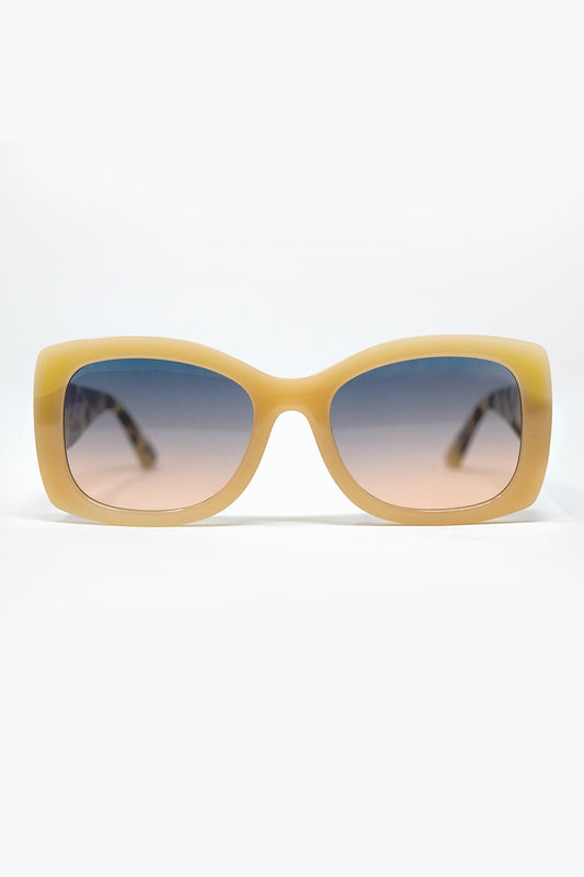 Q2 Occhiali da sole ovali oversize beige in acetato