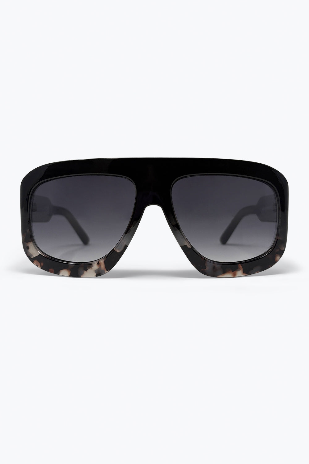 Q2 Occhiali da sole oversize a mascherina con montatura in acetato tartarugato nero e lenti sfumate