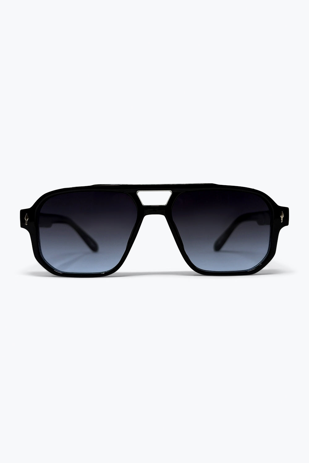 Q2 Occhiali da sole oversize con lenti sfumate nere e montatura geometrica