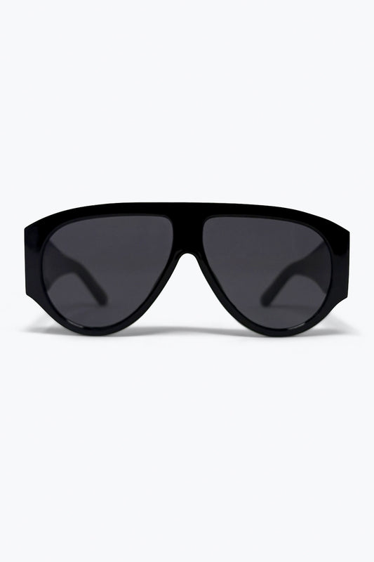 Q2 Occhiali da sole scudo neri oversize con lenti scure