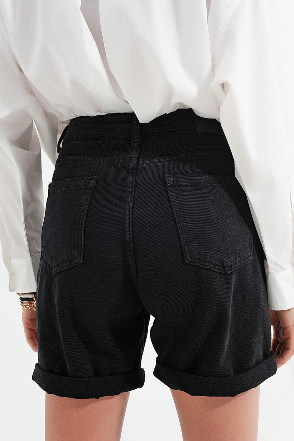 Pantaloncini mom in denim nero