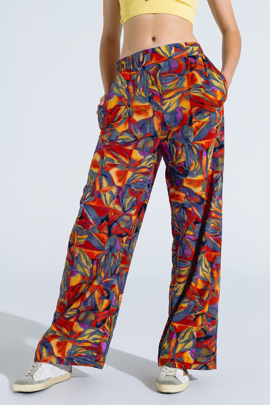 Q2 Pantaloni a gamba dritta con stampa floreale multicolore in Shades Of Red