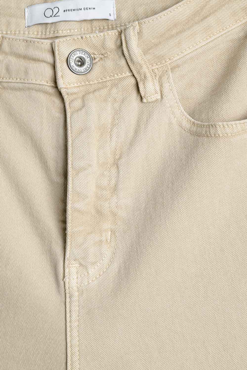 Pantaloni Beige a gamba dritta con orlo ritagliato