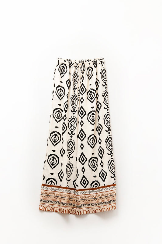 Q2 Pantaloni boho a gamba larga color crema con stampa