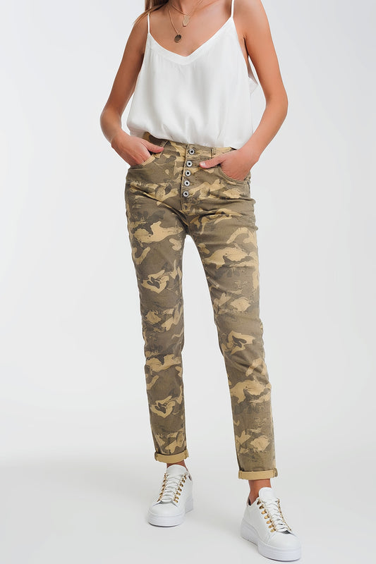 Q2 Pantaloni boyfriend mimetici