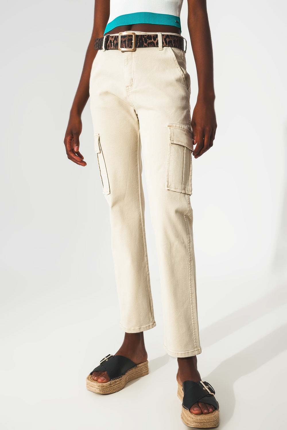 Q2 Pantaloni cargo taglio comodo beige