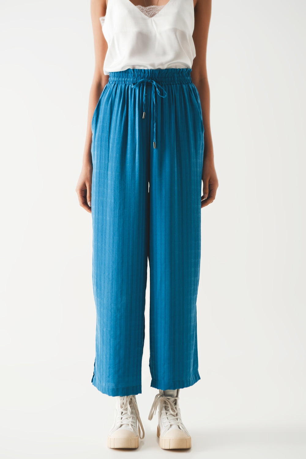 pantaloni con coulisse a gamba larga in blu