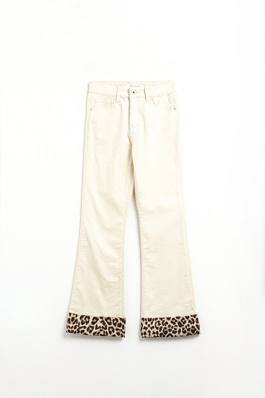 Q2 Pantaloni flare in velluto a coste beige chiaro con stampa leopardata sul fondo