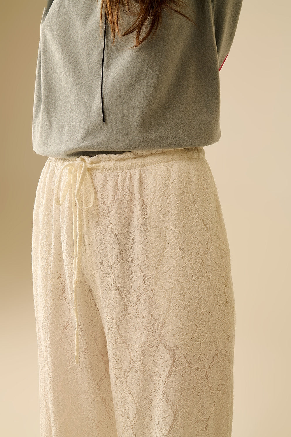 pantaloni in pizzo a gamba larga con elastico in vita