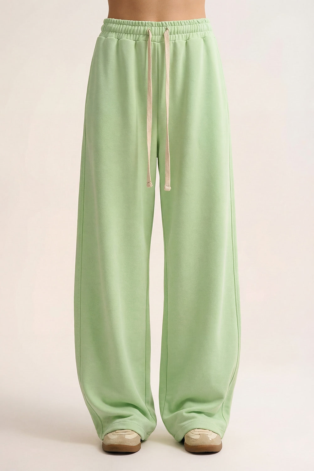 Q2 Pantaloni jogger in maglia morbidissima di colore verde con coulisse in vita