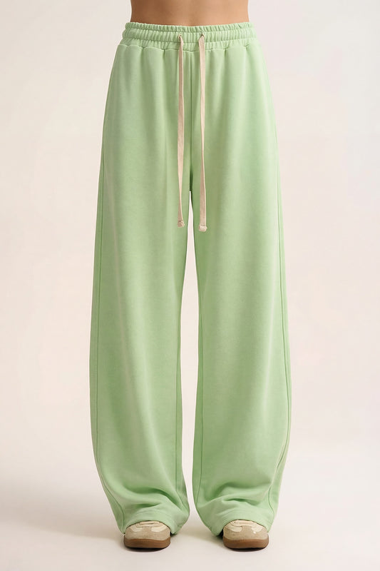 Q2 Pantaloni jogger in maglia morbidissima di colore verde con coulisse in vita