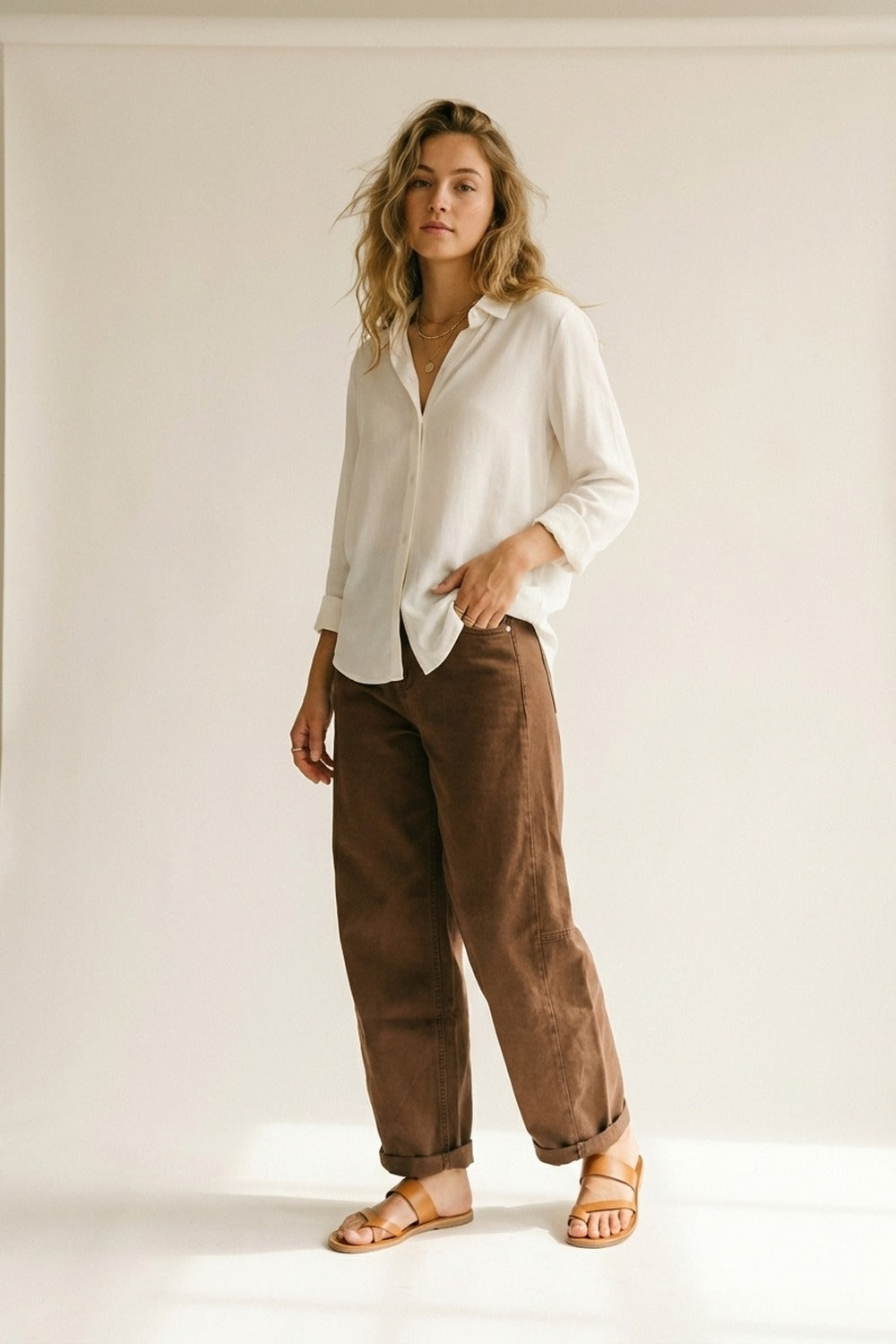 Pantaloni Marroni a Gamba Larga in Twill di Cotone con Tasche in Stile Barrel