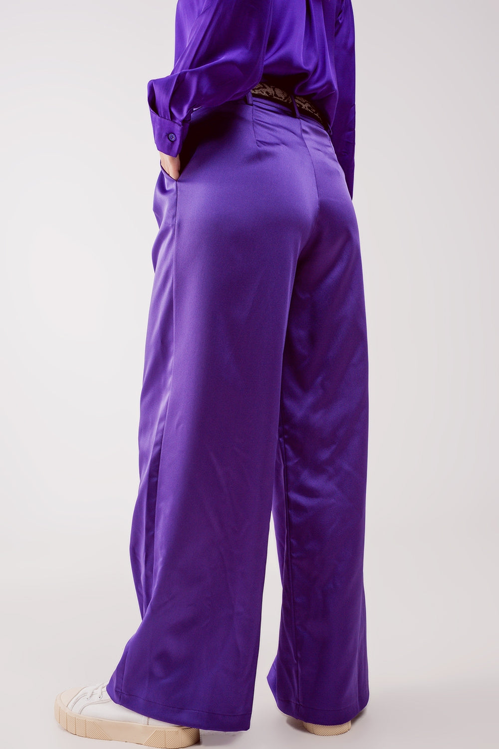 Pantaloni palazzo a pieghe viola