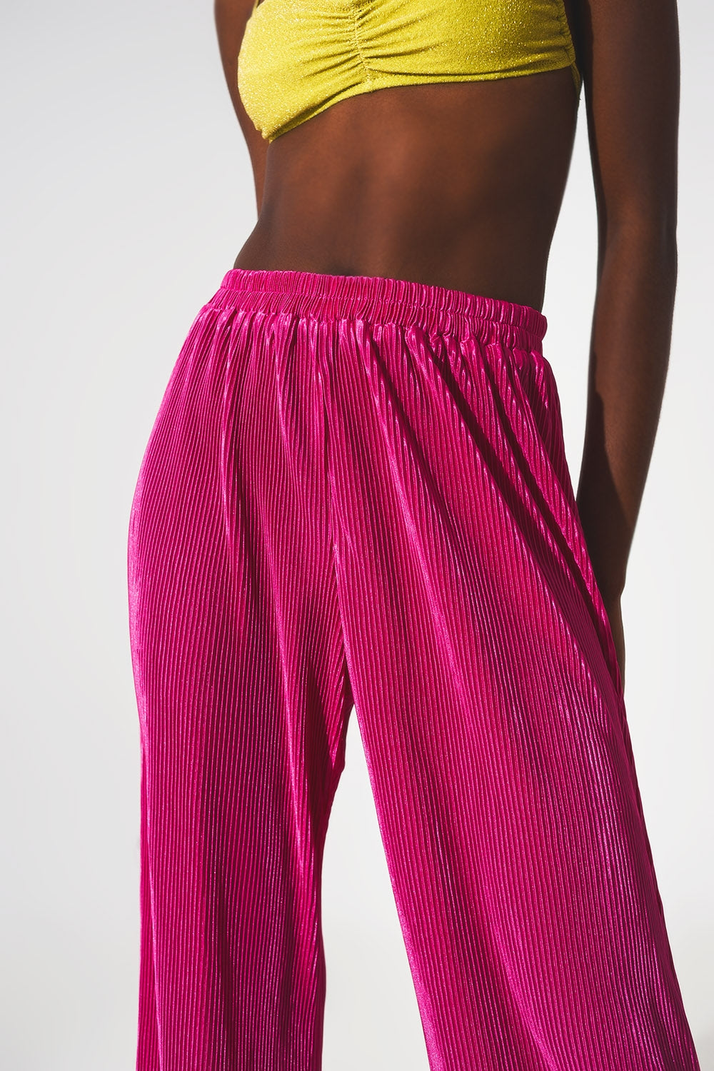 Pantaloni plissé in raso fucsia