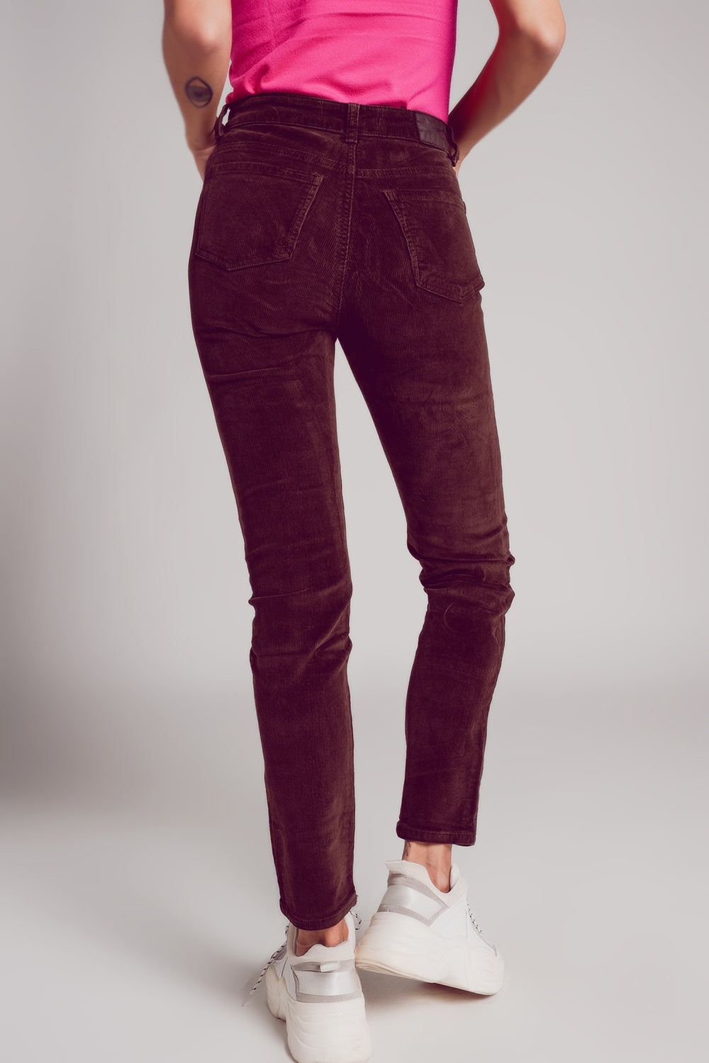 Pantaloni skinny di velluto in cotone marron cioccolato
