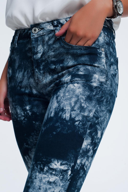 Q2 Pantaloni slim tinti di blu