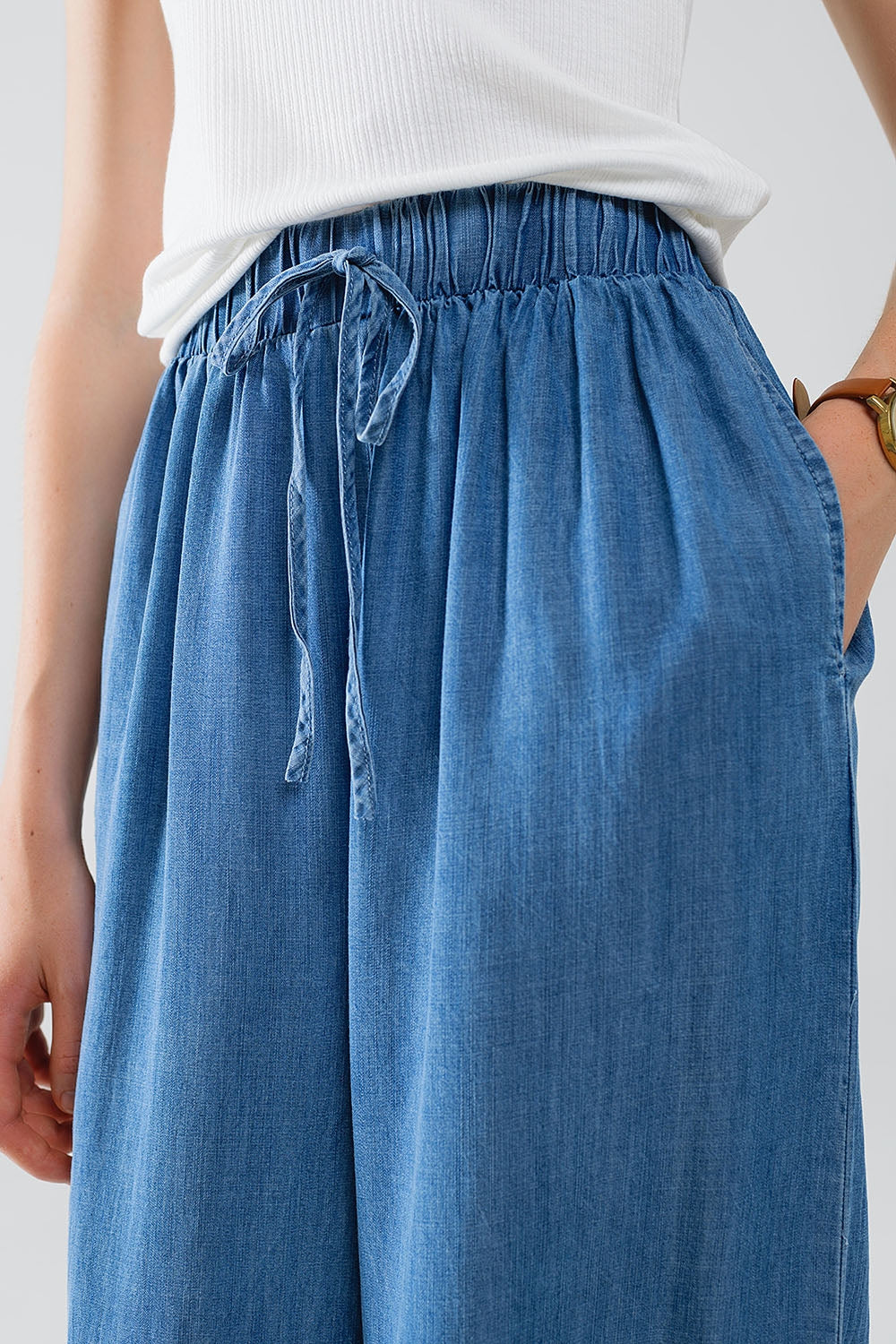 Pantaloni tencel fluidi a gamba larga in stile denim blu