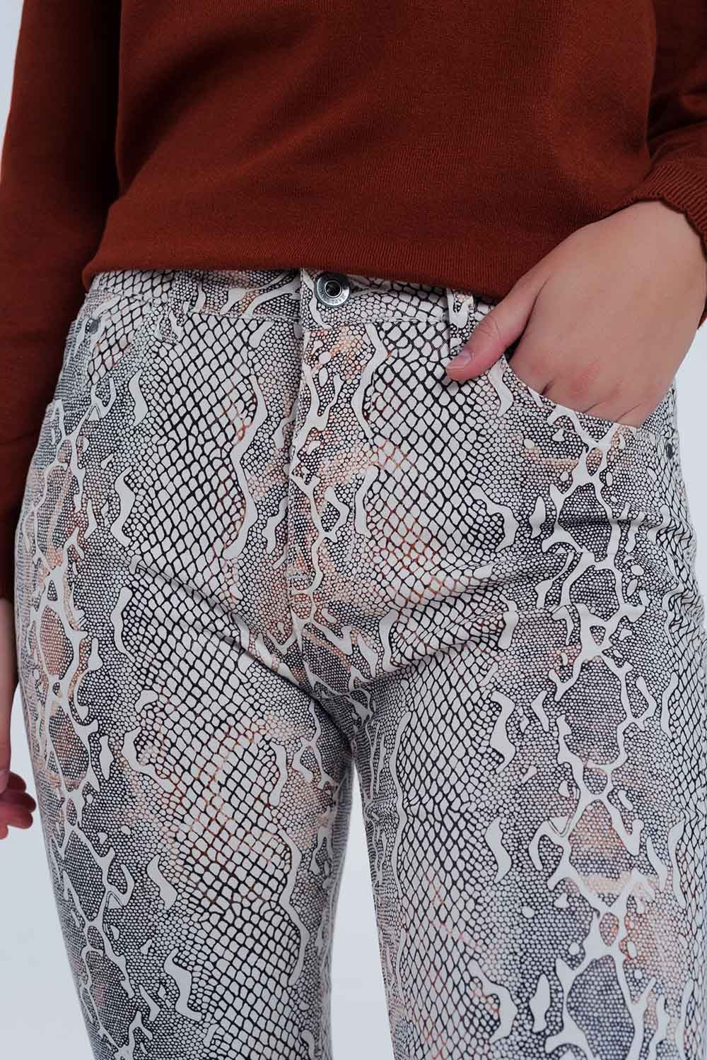 Pantaloni testurizzati pitonati beige