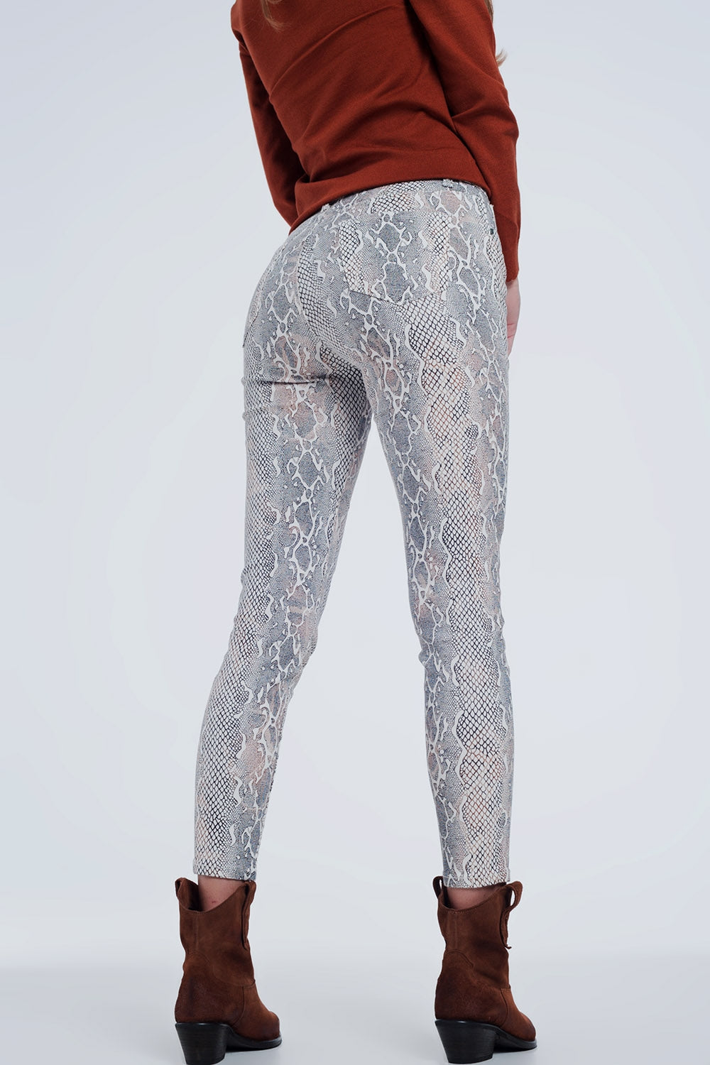 Pantaloni testurizzati pitonati beige
