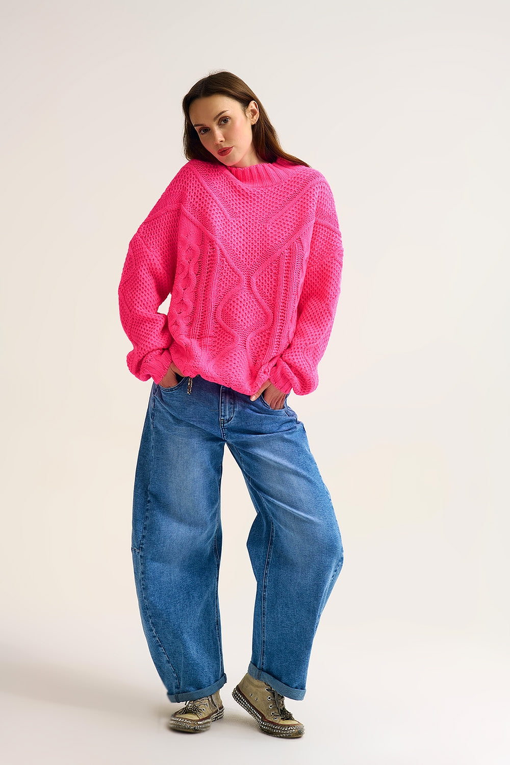 Pullover fucshia a maglia grossa con spalla scesa