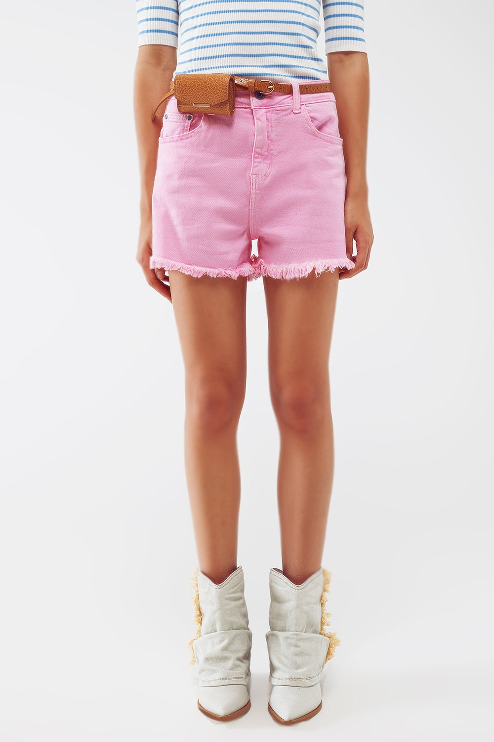 Q2 Shorts in rosa