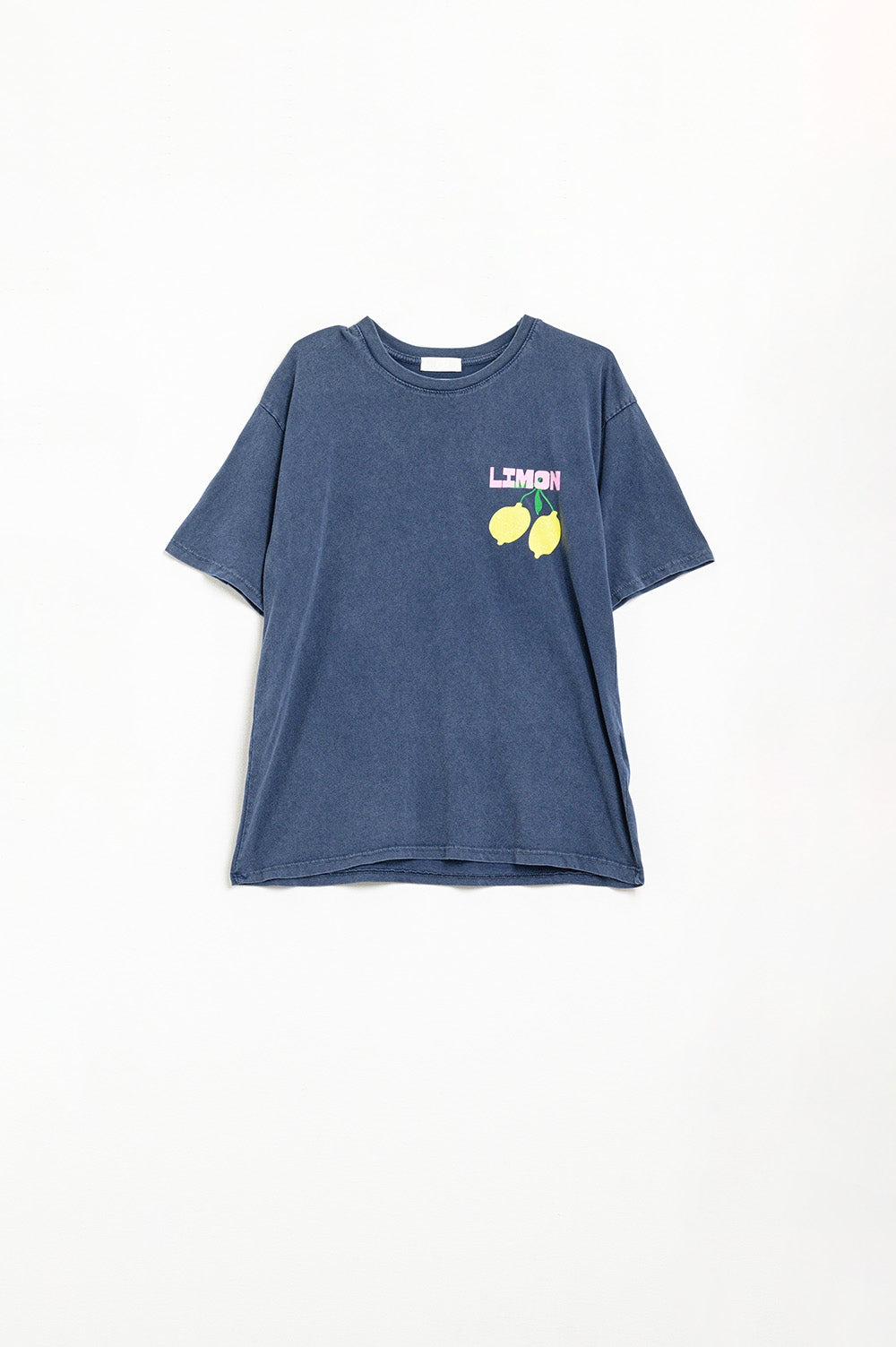 Q2 t-shirt navy rilassata con stampa di limoni