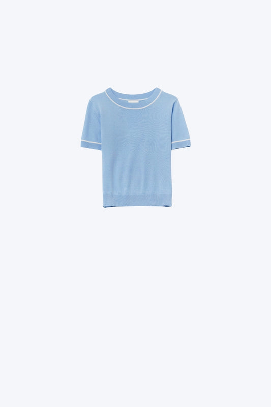 Q2 Top a manica corta blu baby con finiture a contrasto