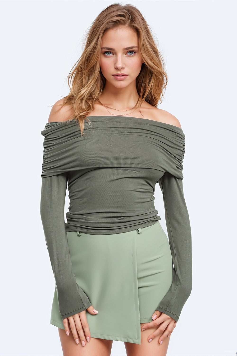 Q2 Top Bodycon Off Shoulder in verde khaki