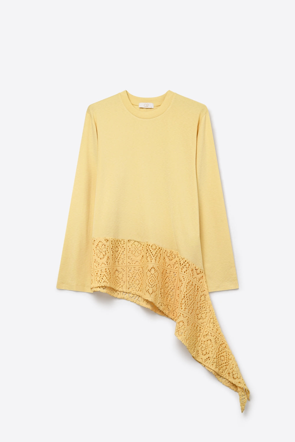 top con inserto in crochet e orlo asimmetrico in giallo