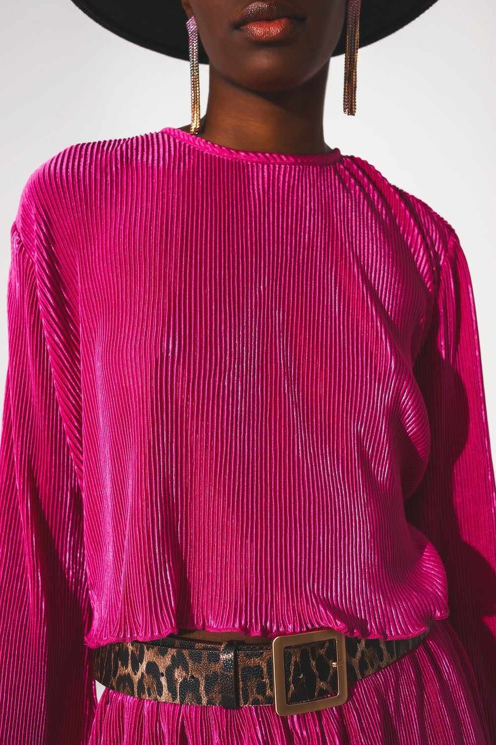 Top corto con scollo rotondo plissé in fucsia