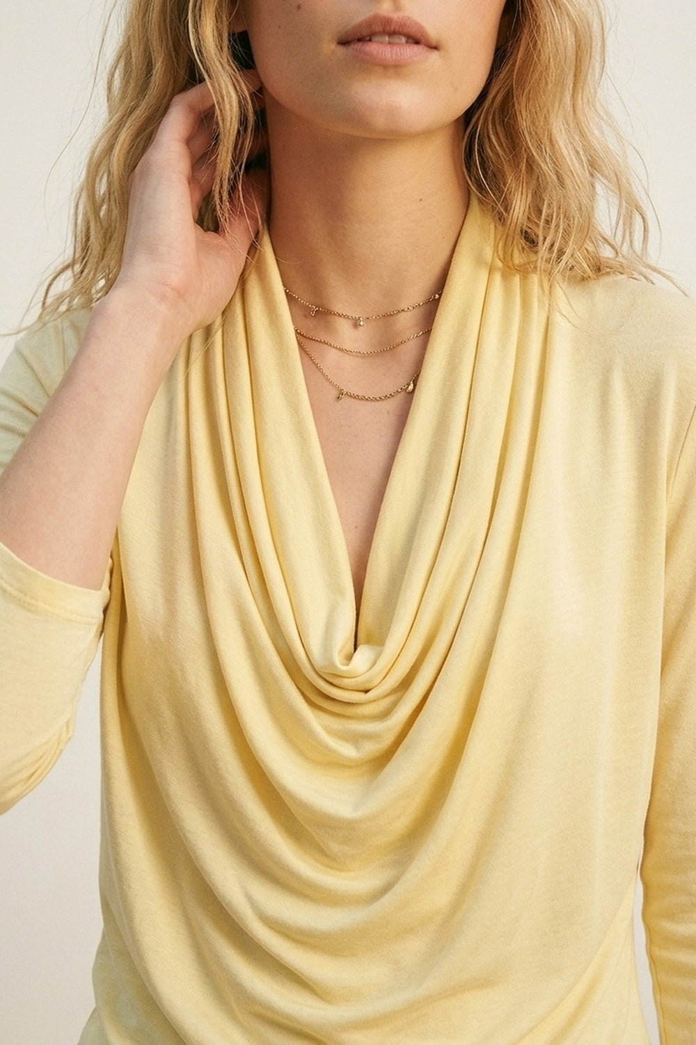 top drappeggiato davanti giallo burro con manica 3/4