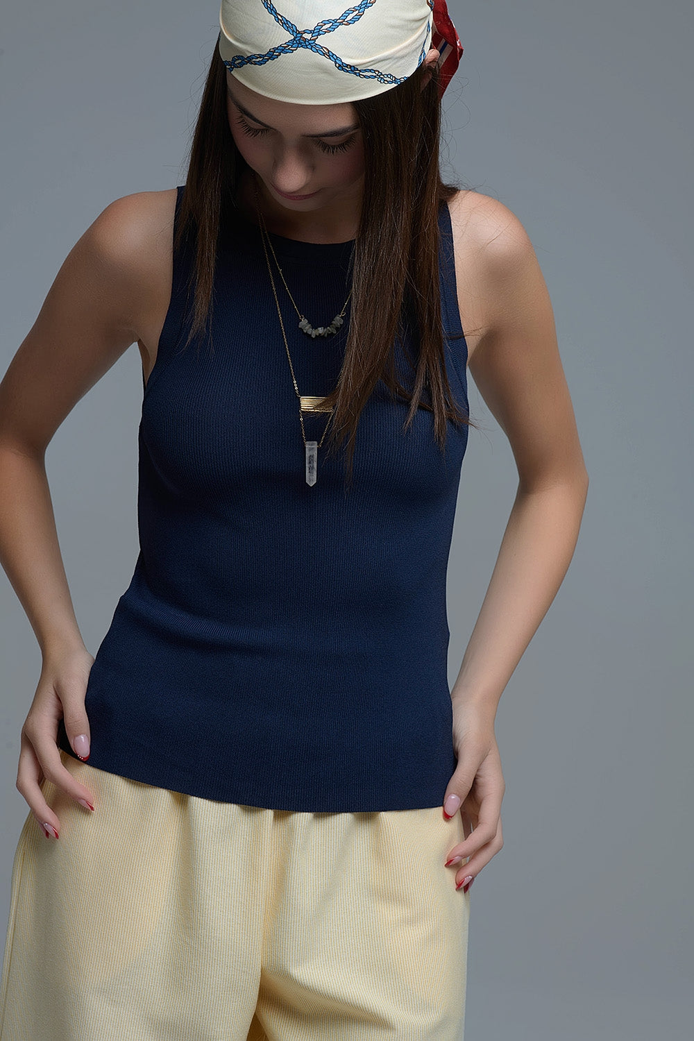 Top senza maniche in maglia fine a coste Navy