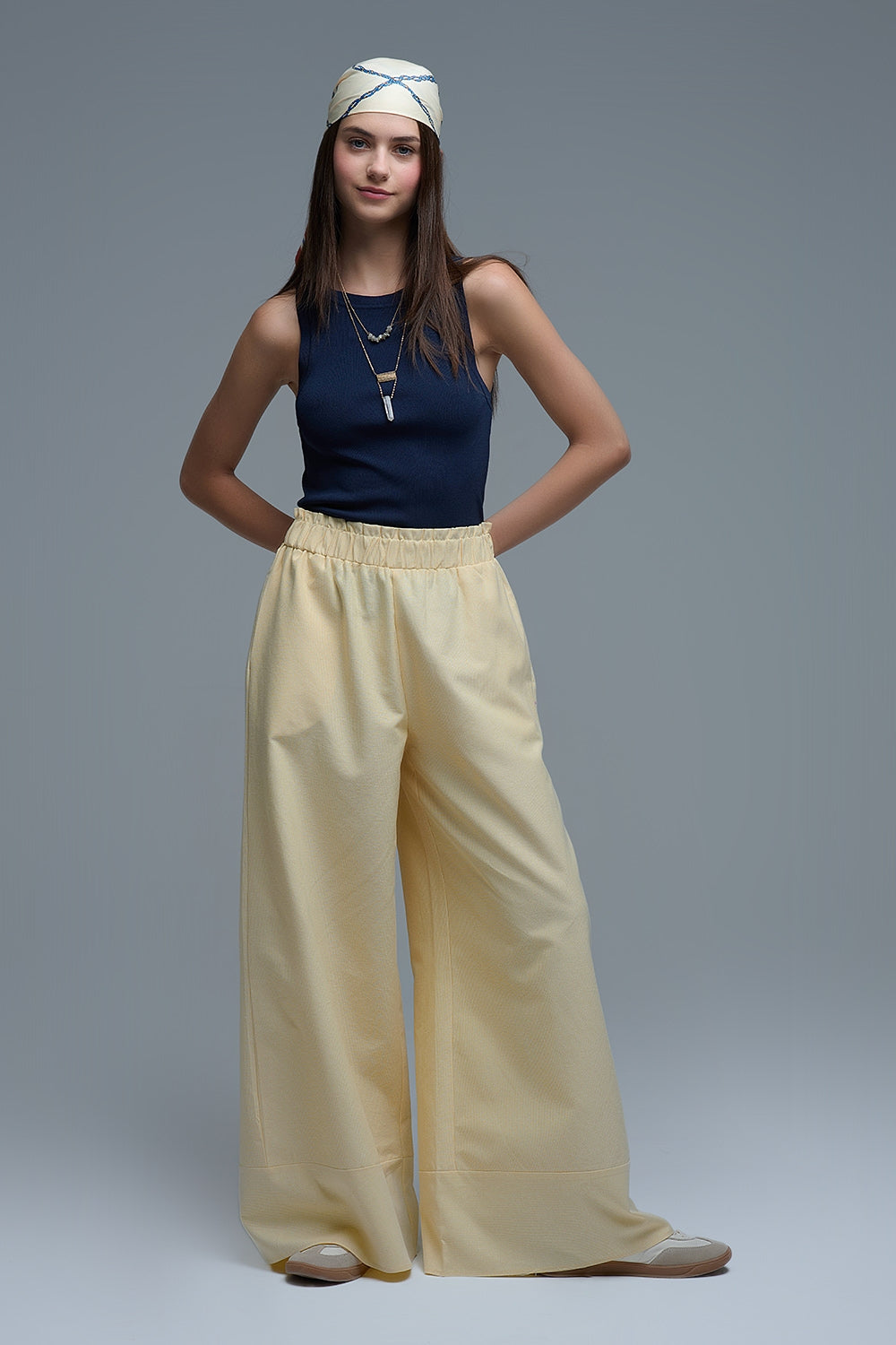 Top senza maniche in maglia fine a coste Navy