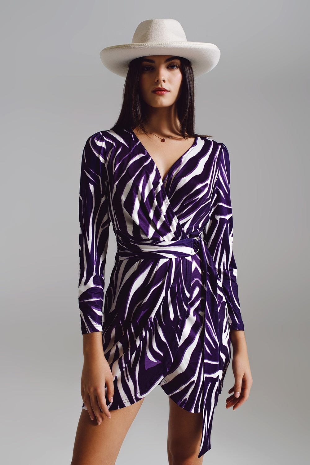 Vestito a maniche lunghe con cintura a stampa zebra crema e viola