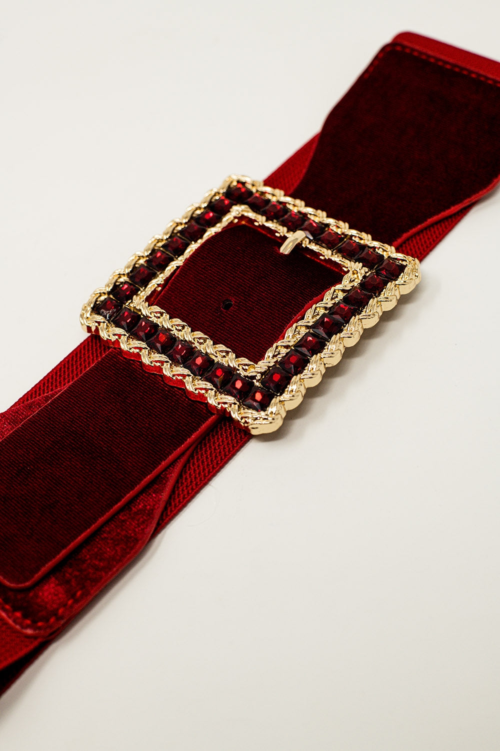 Cintura rossa quadrata con strass ed elastico regolabile
