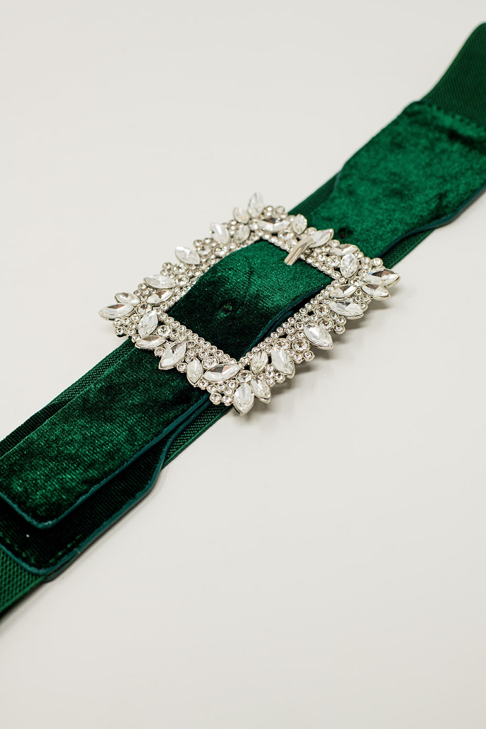 Cintura verde con strass ed elastico regolabile