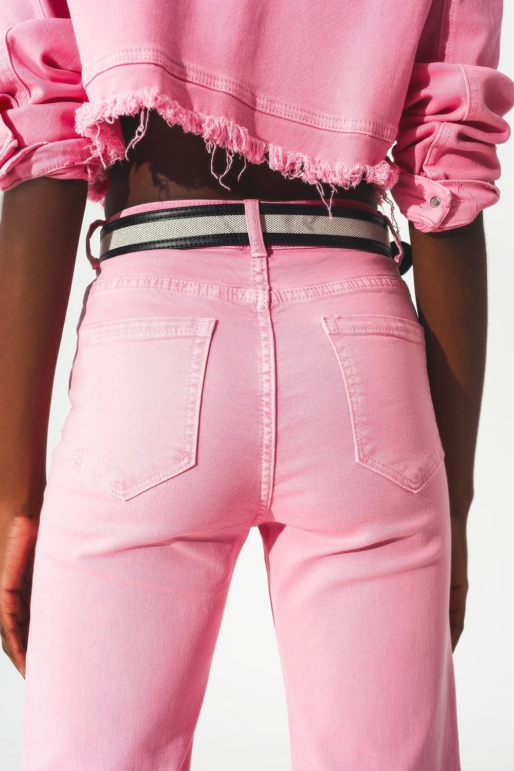 Jeans cropped a gamba larga in rosa