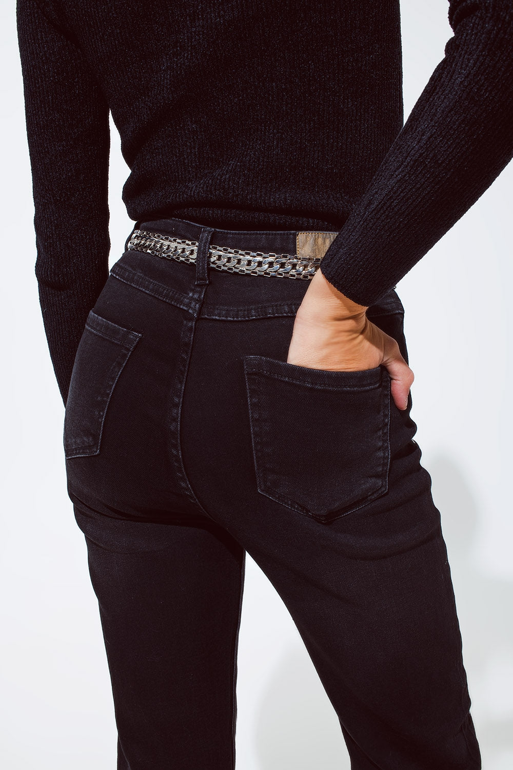 Jeans dritti neri con dettagli in strass argentati