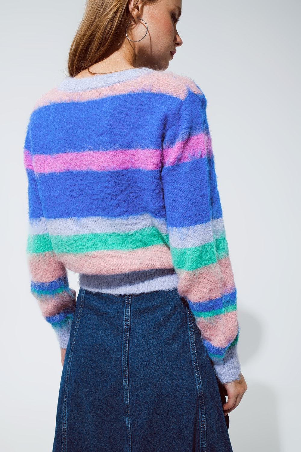 Maglione multicolore a righe rosa e blu
