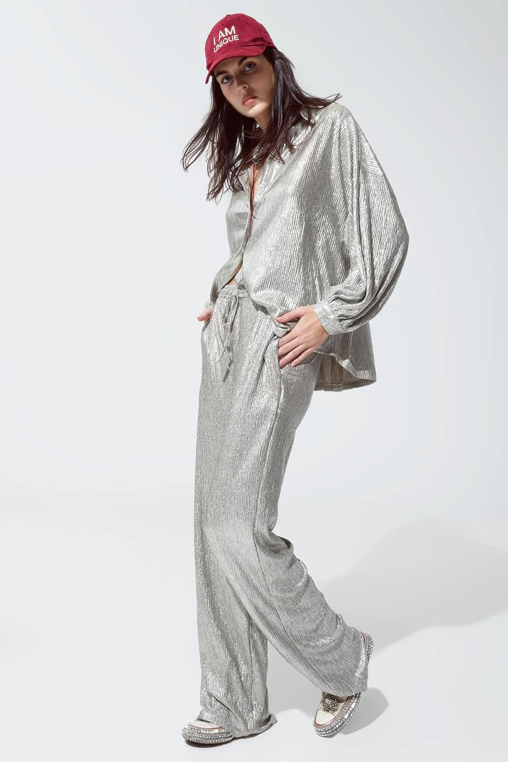 Pantaloni dritti dal taglio rilassato con finitura metallizzata e coulisse regolabile